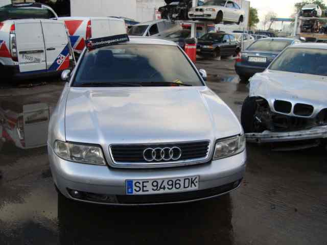 AUDI A4 BERLINA (B5) *