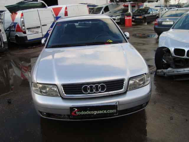 AUDI A4 BERLINA (B5) *