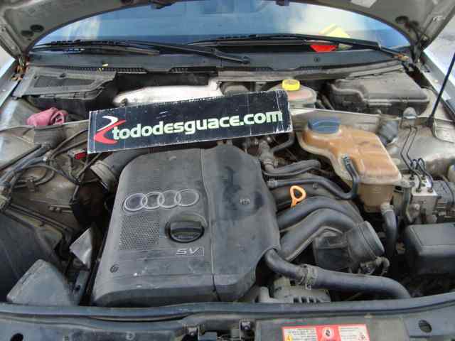 AUDI A4 BERLINA (B5) *