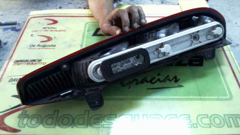 PILOTO TRASERO IZQUIERDO FORD FOCUS SPORTBREAK (CAP) Trend