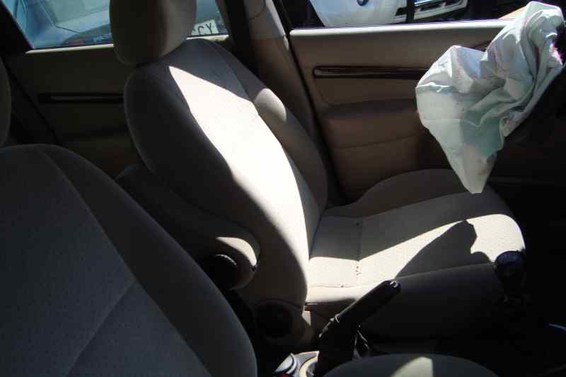 FORD FOCUS BERLINA (CAK) Ambiente Motor 1,8 Ltr. - 85 kW 16V CAT
