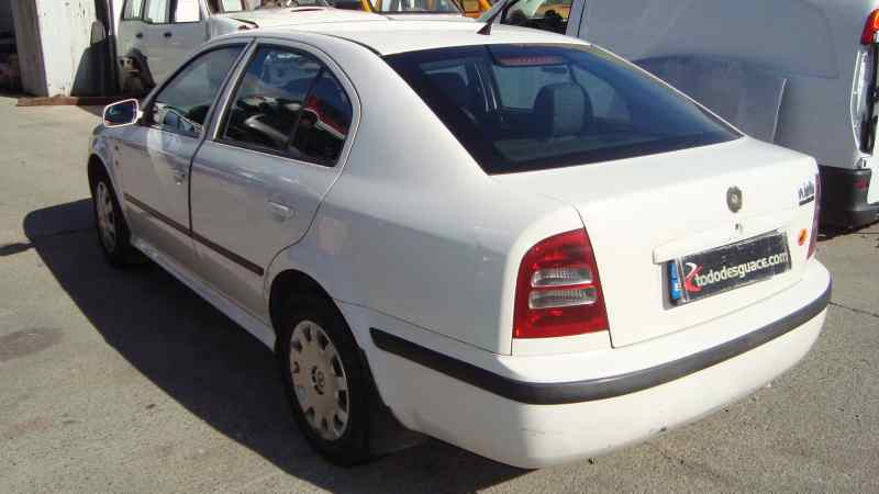 SKODA OCTAVIA BERLINA (1U2) 1.9 TDI GLX Motor 1,9 Ltr. - 66 kW TDI