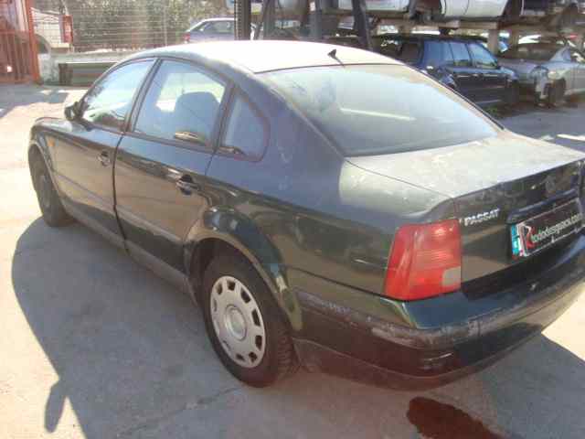 VOLKSWAGEN PASSAT BERLINA (3B2) Básico Motor 1,8 Ltr. - 92 kW
