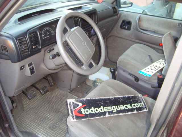 CHRYSLER VOYAGER (ES) 2.5 TD Motor 2,5 Ltr. - 87 kW Turbodiesel