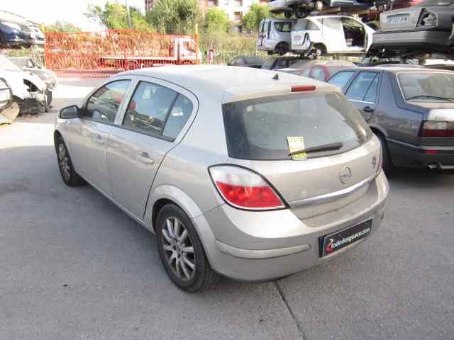 OPEL ASTRA H BERLINA Cosmo Motor 1,6 Ltr. - 77 kW 16V