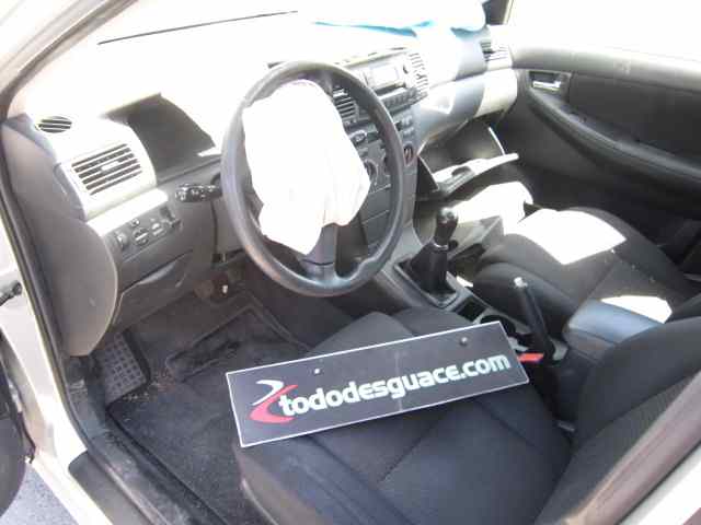 TOYOTA COROLLA (E12) 1.4 D-4D Luna Compact Motor 1,4 Ltr. - 66 kW Turbodiesel CAT