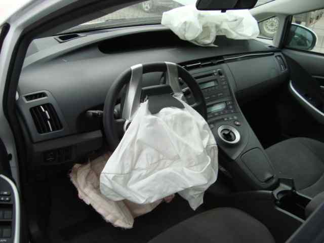 TOYOTA PRIUS (NHW30) Eco Motor 1,8 Ltr. - 73 kW 16V CAT