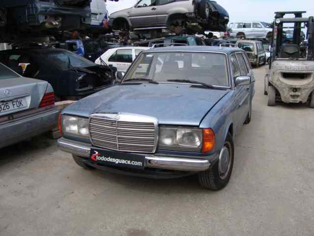 MERCEDES CLASE E (W123) FAMILIAR TD 300 Motor 3,0 Ltr. - 59 kW Diesel