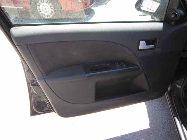 FORD MONDEO BERLINA (GE) Futura (D) Motor 2,0 Ltr. - 85 kW 16V DI TD CAT