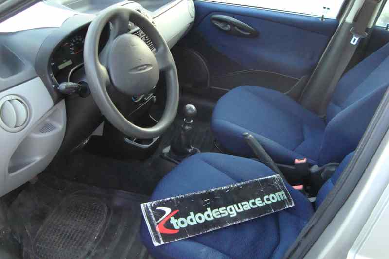 FIAT PUNTO BERLINA (188) *