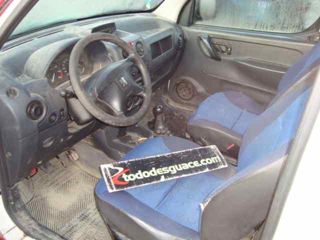 PEUGEOT PARTNER (S2) *