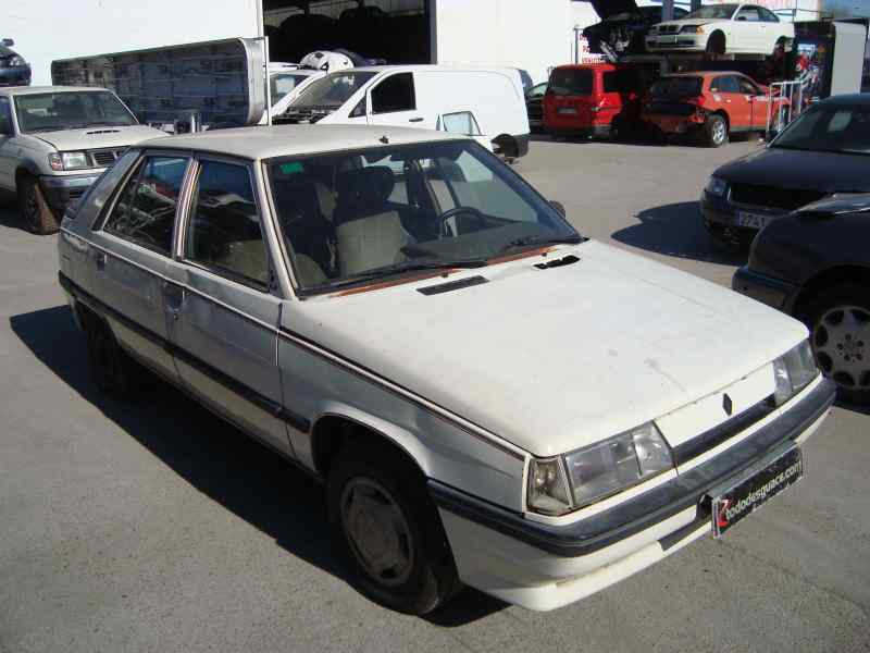 RENAULT 11 TURISMO gasolina