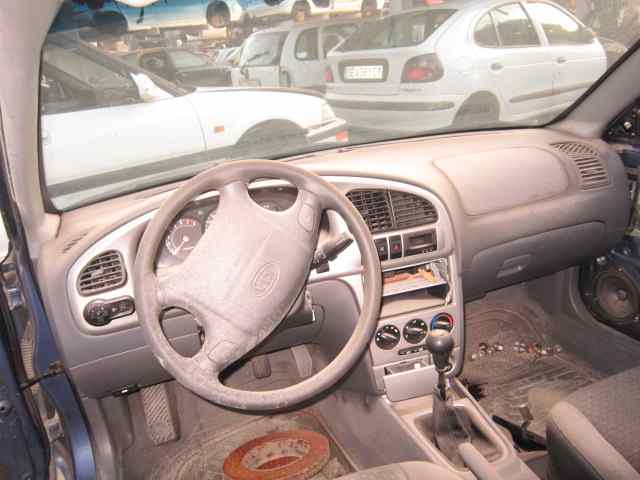 KIA SHUMA II 1.6 LS Berlina portón Motor 1,6 Ltr. - 75 kW CAT