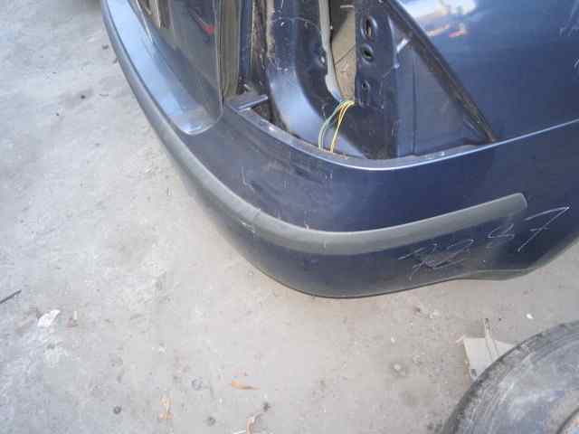FORD FOCUS BERLINA (CAP) *