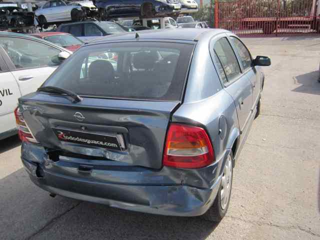 OPEL ASTRA G BERLINA Club Motor 1,6 Ltr. - 55 kW