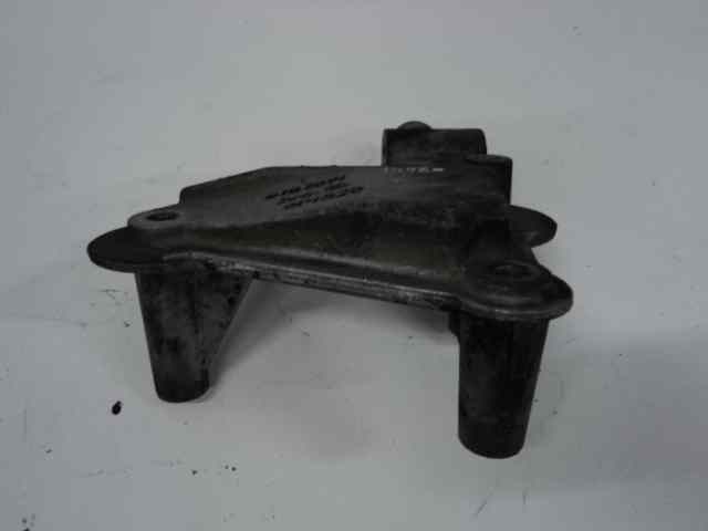 SOPORTE CHRYSLER VOYAGER (GS) *