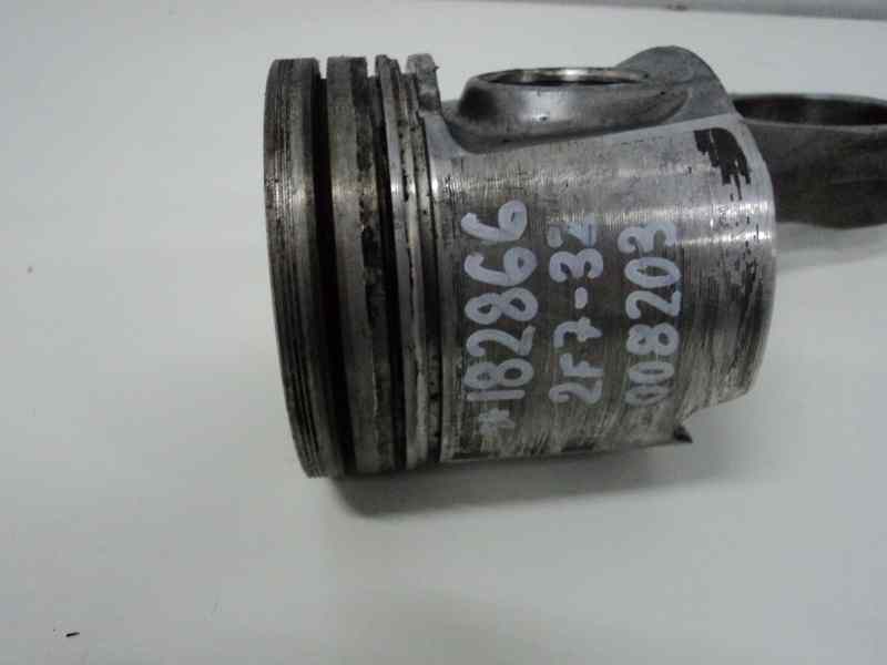 PISTON IVECO DAILY CAJA CERRADA (1999 =>) *