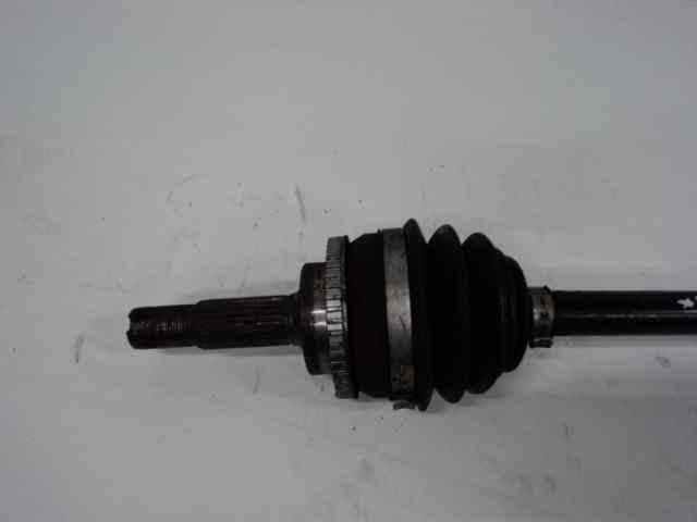 TRANSMISION DELANTERA IZQUIERDA VOLKSWAGEN POLO 1.4 (60 CV) 5 velocidades