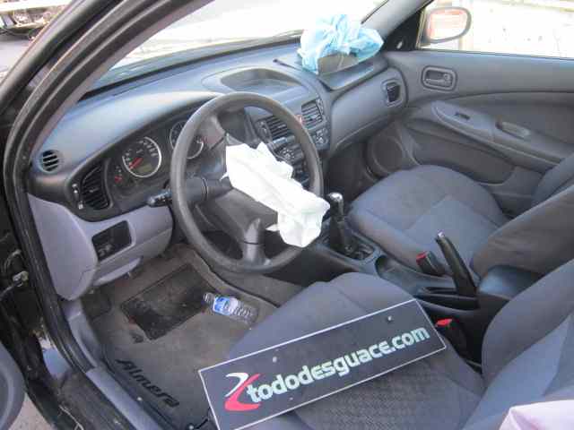 NISSAN ALMERA (N16/E) Acenta Motor 2,2 Ltr. - 81 kW 16V Turbodiesel CAT