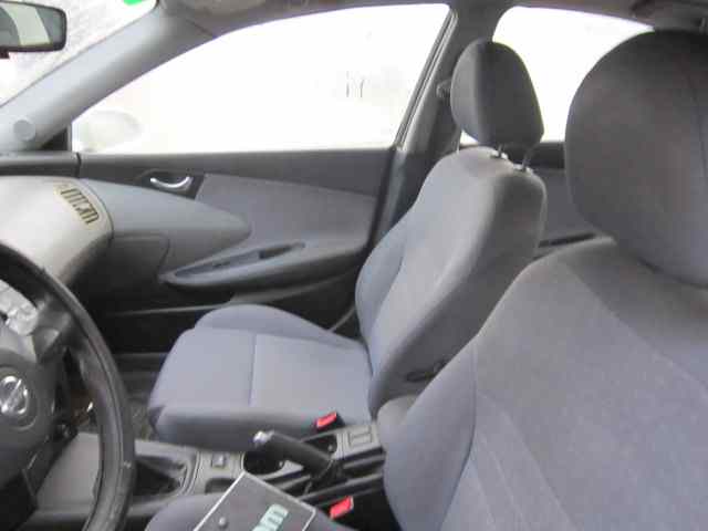 NISSAN PRIMERA BERLINA (P12) Acenta Motor 1,9 Ltr. - 88 kW 16V Turbodiesel CAT