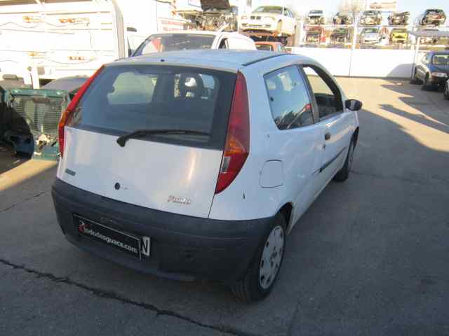 FIAT PUNTO BERLINA (188) 1.2 8V Motor 1,2 Ltr. - 44 kW CAT