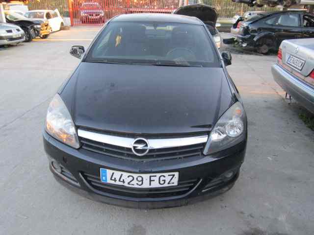 OPEL ASTRA GTC Cosmo Motor 1,7 Ltr. - 74 kW 16V CDTI