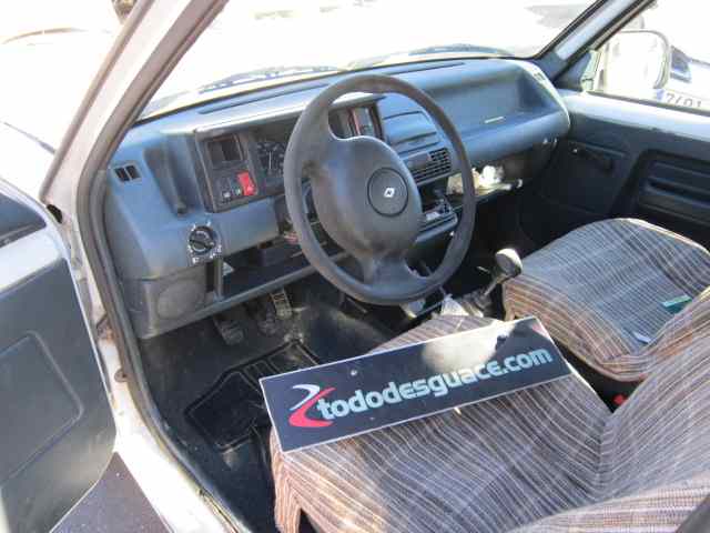 RENAULT RAPID/EXPRESS (F40) 1.9 D Familiar (F40P) Motor 1,9 Ltr. - 40 kW Diesel