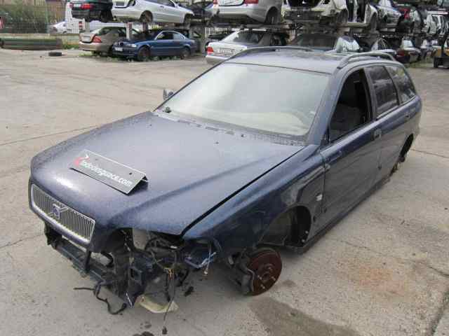 VOLVO V40 FAMILIAR 1.9 D Motor 1,9 Ltr. - 70 kW Diesel