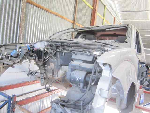 NISSAN NAVARA PICK-UP (D40M) King Cab SE 4X4 Motor 2,5 Ltr. - 140 kW dCi Diesel CAT