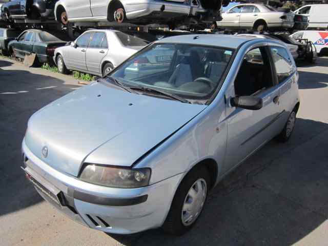 FIAT PUNTO BERLINA (188) 1.2 16V ELX Motor 1,2 Ltr. - 59 kW 16V CAT