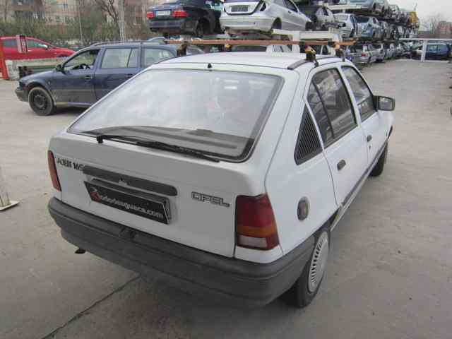 OPEL KADETT E LS Berlina Motor 1,4 Ltr. - 44 kW CAT (2H6)
