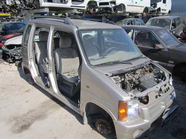 SUZUKI WAGON R+ SR (EM) 1.0 16V CAT Motor 1,0 Ltr. - 48 kW 16V CAT