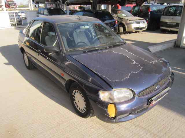 FORD ESCORT BERLINA/TURNIER Flair Berlina Motor 1,8 Ltr. - 85 kW 16V CAT