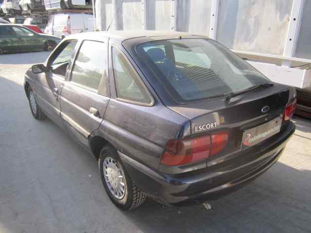 FORD ESCORT BERLINA/TURNIER Flair Berlina Motor 1,8 Ltr. - 85 kW 16V CAT