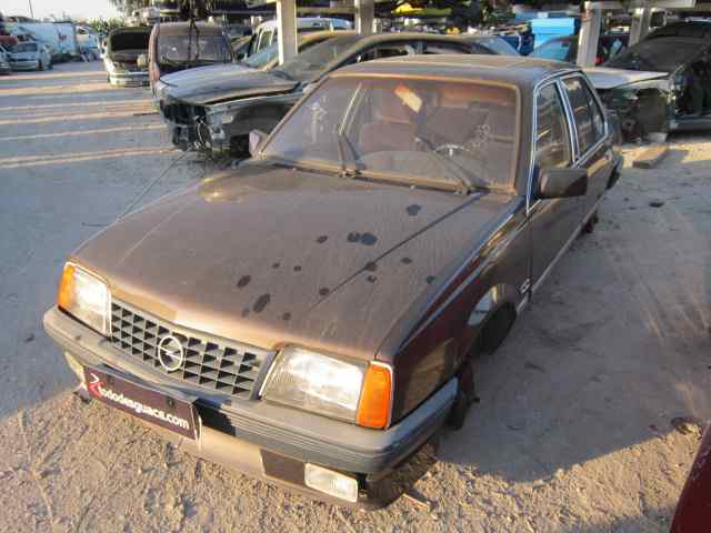 OPEL ASCONA C Berlina Motor 1,8 Ltr. - 85 kW