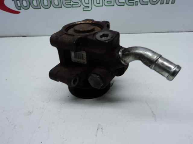 BOMBA DIRECCION FORD FIESTA (CBK) *