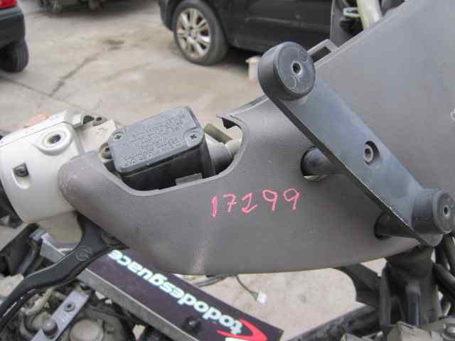 YAMAHA VERSITY 300 *