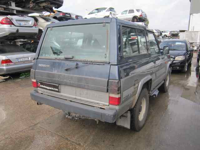NISSAN PATROL (K/W260) Corto TA Motor 2,8 Ltr. - 66 kW Diesel