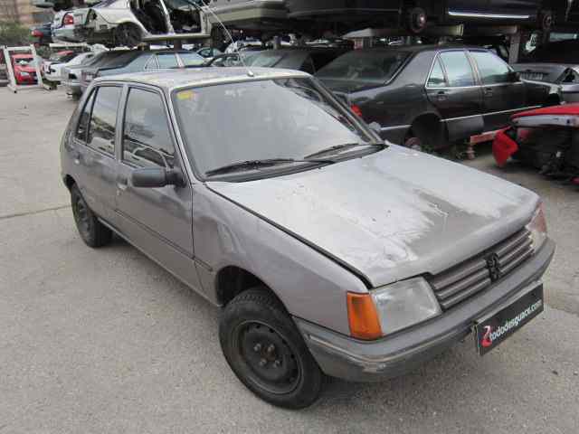 PEUGEOT 205 BERLINA 1.8 D Generation Motor 1,8 Ltr. - 43 kW Diesel CAT