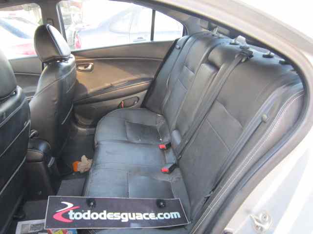 NISSAN PRIMERA BERLINA (P12) Acenta Motor 1,9 Ltr. - 88 kW 16V Turbodiesel CAT