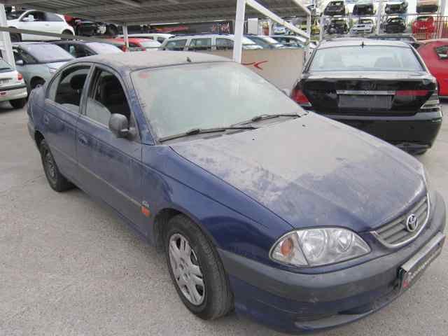 TOYOTA AVENSIS BERLINA (T 22) 2.0 D4-D Luna (4-ptas.) Motor 2,0 Ltr. - 81 kW Turbodiesel CAT