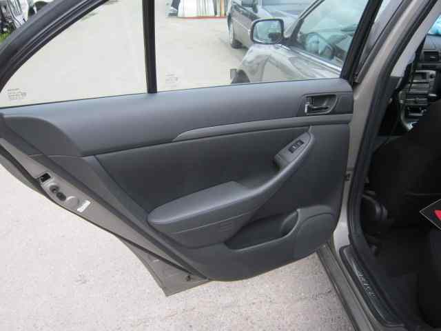 TOYOTA AVENSIS BERLINA (T25) 2.2 D-4D Executive Sedán (4-ptas.) Motor 2,2 Ltr. - 110 kW D-4D CAT