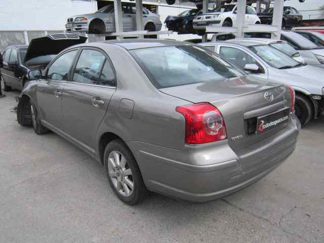 TOYOTA AVENSIS BERLINA (T25) 2.2 D-4D Executive Sedán (4-ptas.) Motor 2,2 Ltr. - 110 kW D-4D CAT