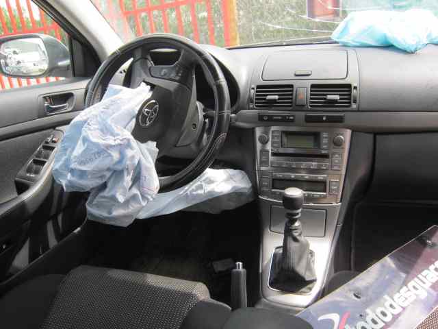 TOYOTA AVENSIS BERLINA (T25) 2.2 D-4D Executive Sedán (4-ptas.) Motor 2,2 Ltr. - 110 kW D-4D CAT