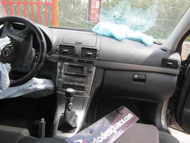 TOYOTA AVENSIS BERLINA (T25) 2.2 D-4D Executive Sedán (4-ptas.) Motor 2,2 Ltr. - 110 kW D-4D CAT