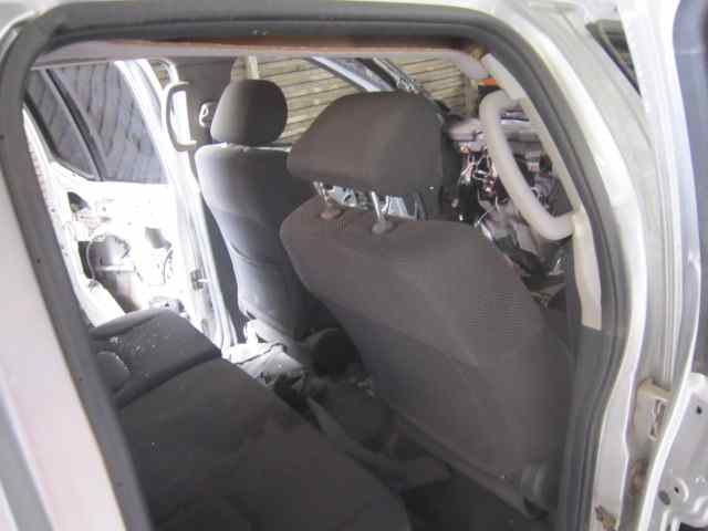 NISSAN NAVARA PICK-UP (D40M) *
