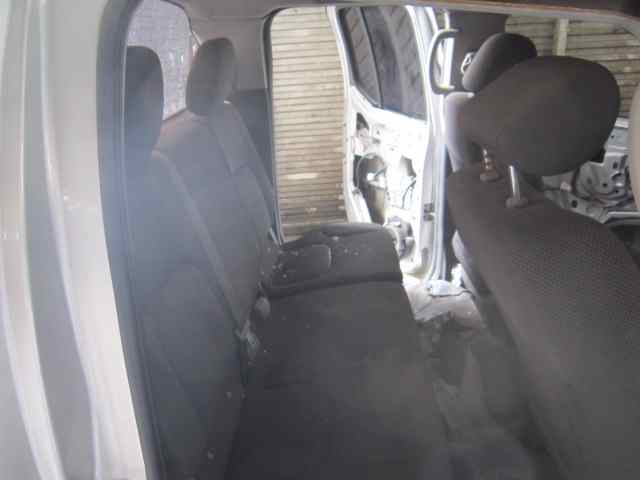 NISSAN NAVARA PICK-UP (D40M) *