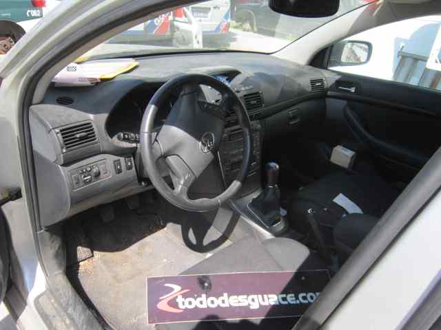 TOYOTA AVENSIS BERLINA (T25) 2.0 D4-D Executive Sedán (4-ptas) Motor 2,0 Ltr. - 93 kW Turbodiesel CAT