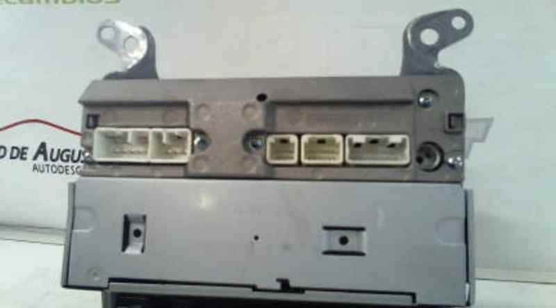 SISTEMA AUDIO / RADIO CD TOYOTA AVENSIS BERLINA (T25) 2.2 D-4D Executive Sedán (4-ptas.)