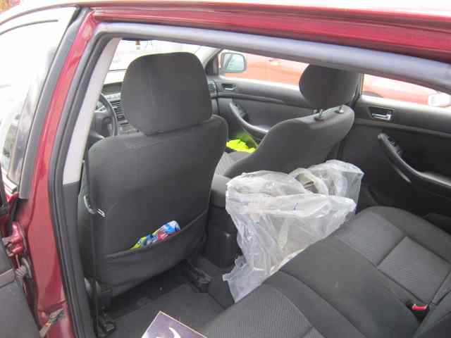 TOYOTA AVENSIS BERLINA (T25) 1.8 Sol Berlina (5-ptas) Motor 1,8 Ltr. - 95 kW 16V CAT